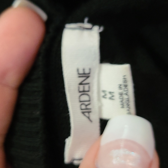 3/20$-Cropped black cardigan - Picture 4 of 4